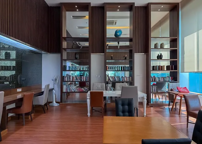 Luxurious High-rise - Ultra Fast Wifi - Mrt Petchaburi
